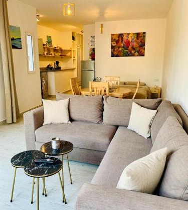 Studio with private roof terrace in the Medina