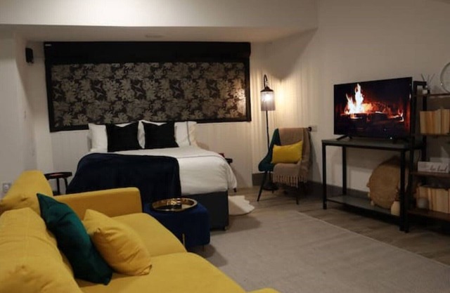 Studio254: A modern and spacious studio flat