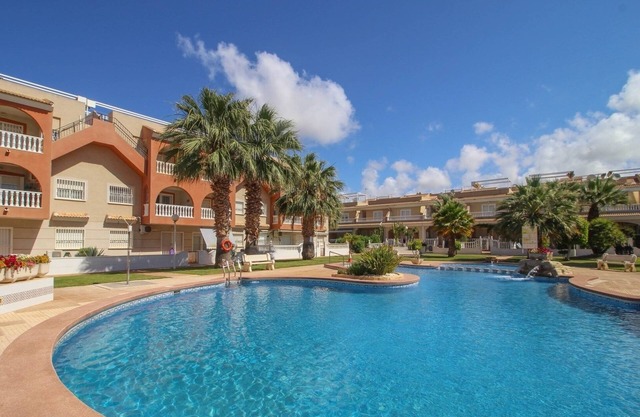Stunning 2 Bed El Divino Penthouse - Private Roof Solarium, WIFI, Air-con, UK TV