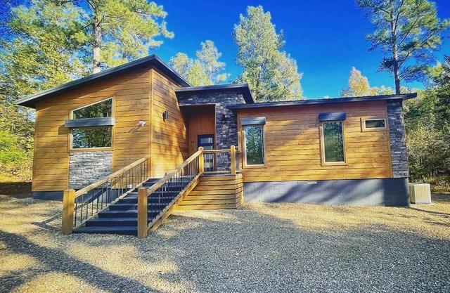 Stunning 24 Karat Cabin in Broken Bow - Hochatown!