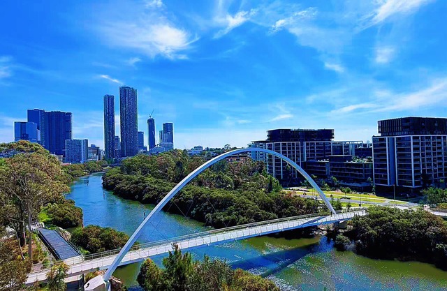 Stunning 2BR with River & City Views in Parramatta