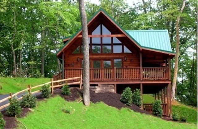 STUNNING 5-STAR CABIN- BACK TO SCHOOL SPECIAL- 100 OFF Per Night 9/01/25-9/20/25