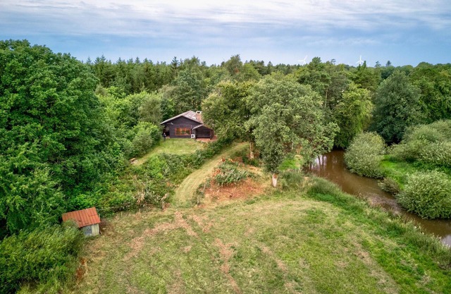 Stunning home in Aulum with WiFi
