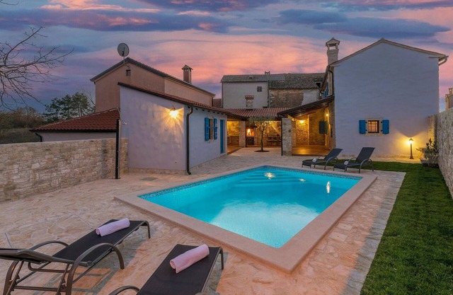 Stunning home in Buje