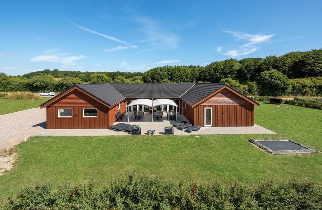 Stunning home in Haderslev with WiFi