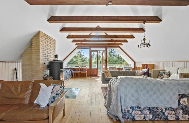 Stunning home in Hundested with WiFi