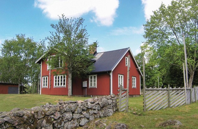 Stunning home in Lidhult with WiFi