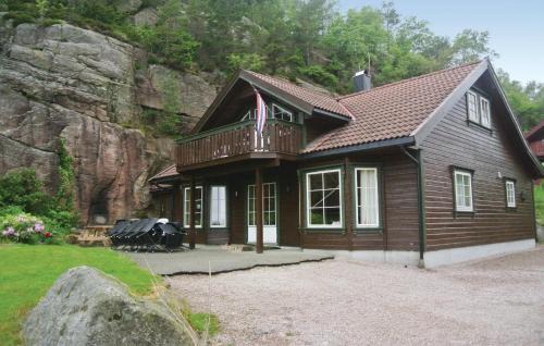 Stunning Home In Lindesnes With Sauna