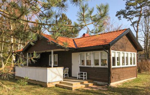 Stunning Home In Beddingestrand