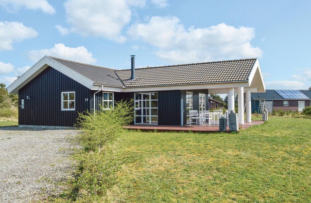 Stunning home in Skjern with kitchen