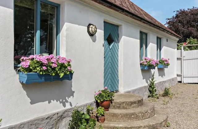 Stunning home in Tomelilla with 3 Bedrooms and WiFi