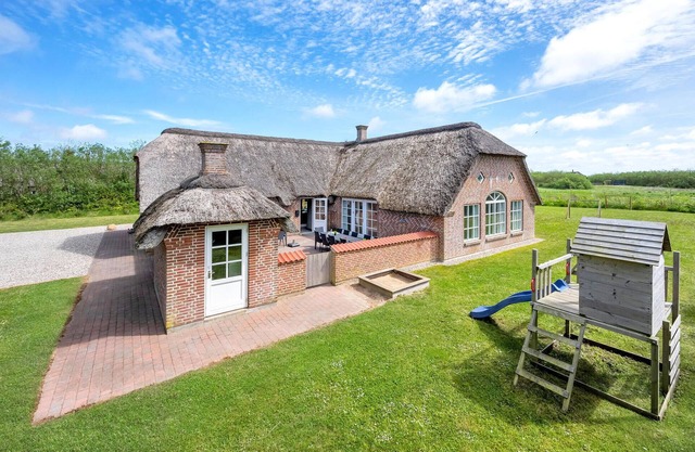 Stunning home in Ulfborg with sauna