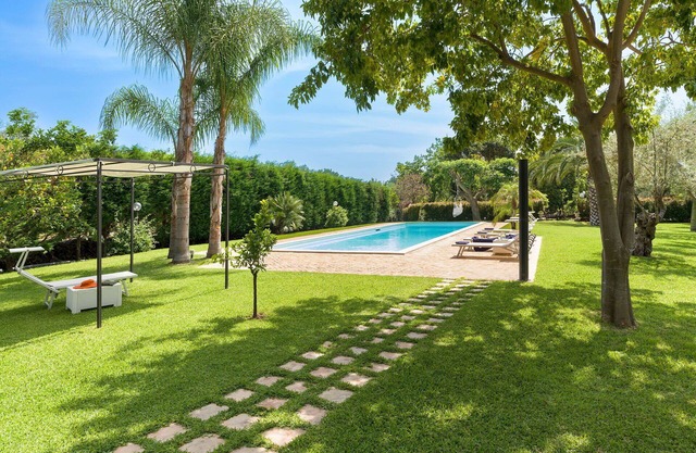 Stunning private villa for 6 people with WIFI, private pool, A/C and terrace