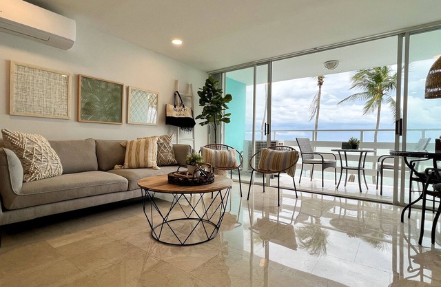Stunning OCEANFRONT Studio @Fajardo!