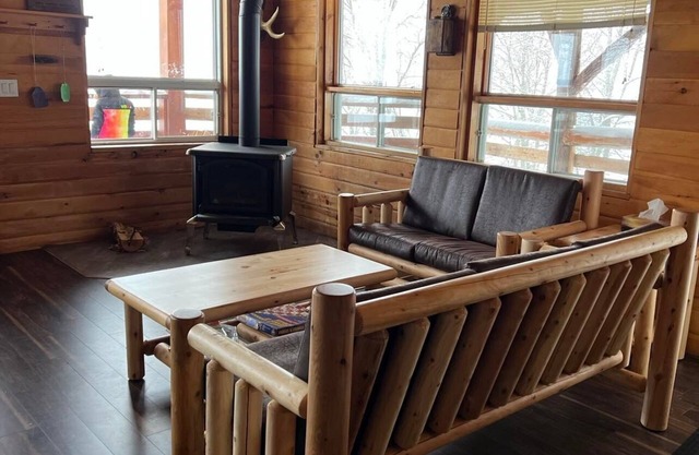 Stunning off grid cabin by the water!