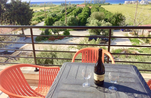Stunning Penthouse, private roof terrace, sea views, WiFi, lift.