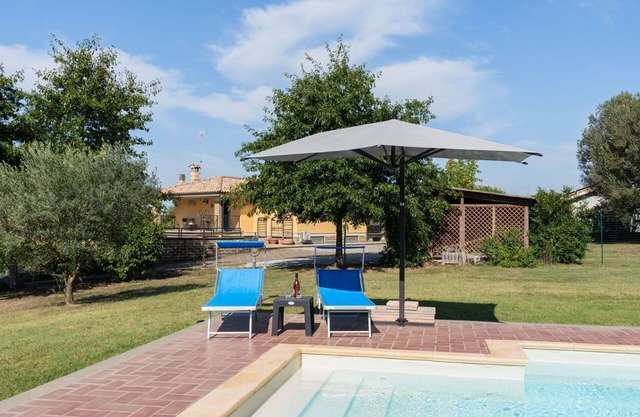 Stunning private villa for 6 guests with WIFI, A/C, private pool, TV, patio and pets allowed
