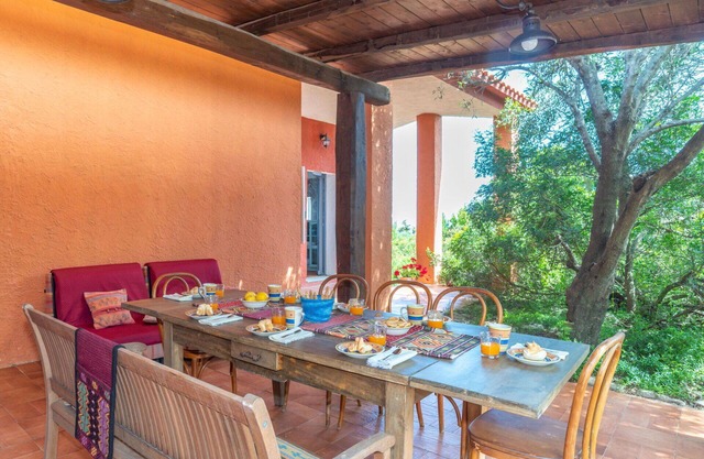 Stunning private villa with A/C, private pool, WIFI, TV, terrace, pets allowed and panoramic view