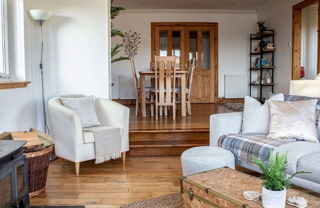 Stunning private villa for 6 guests with TV