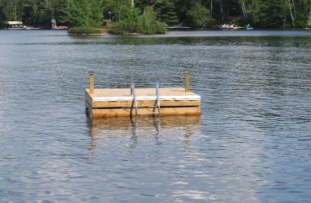 Stunning Private Island on beautiful Clear Lake just minutes from Huntsville