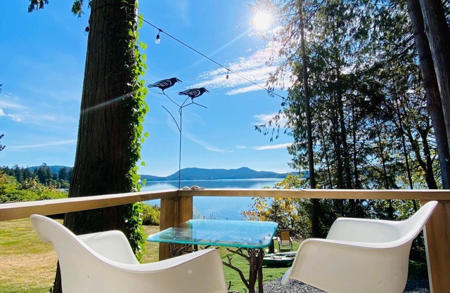 Stunning private oceanfront getaway experience
