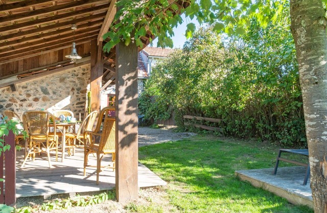 Stunning private villa for 4 people with WIFI, TV, terrace and pets allowed