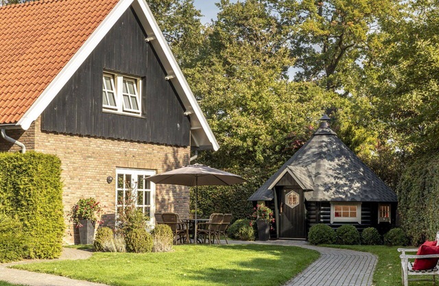 Stunning private villa for 16 guests with WIFI, TV and terrace