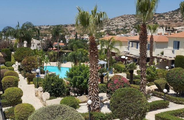 Stunning Townhouse On Exclusive Complex With Beautiful Gardens And Swimming Pool