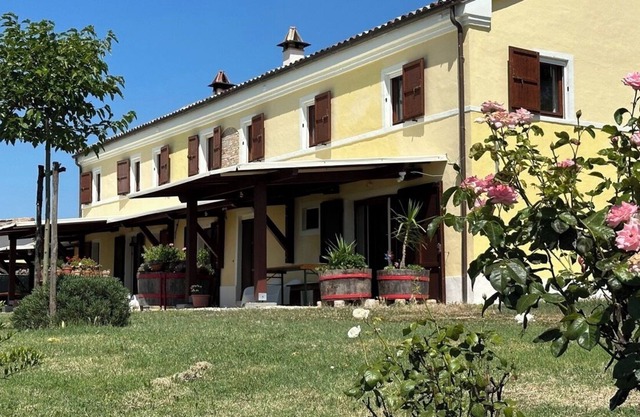 Stunning valley view just a step away from the sea