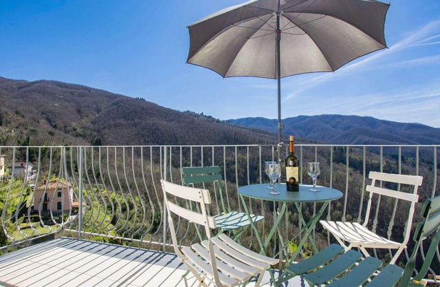 Stunning villa for 6 people with WIFI, private pool, TV, terrace and pets allowed