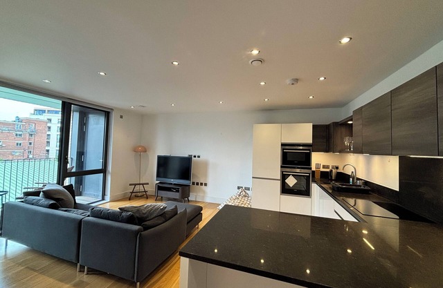 Stylish 2BD Flat in the Heart of Notting Hill