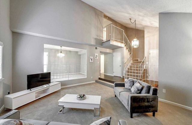 Stylish 4BR Home in San Jose – Family & Pet Friendly, Prime Location #41318