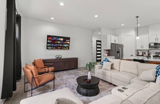 Stylish Austin Stay - Spacious Design - Lux Home