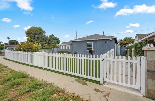 Stylish Brand-new ADU in Reseda