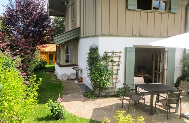 Stylish cottage with sauna, absolutely quiet, in the mountains, near ski