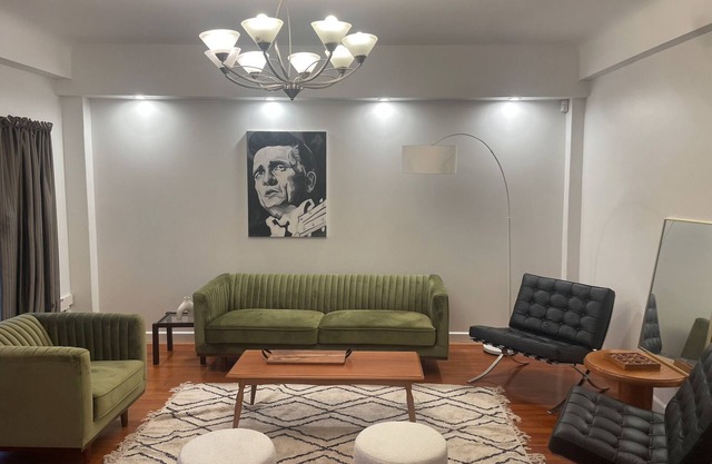 Stylish CBD apartment with stunning river views