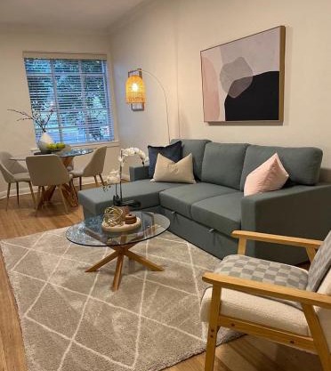 Stylish Comfort on the Park