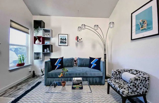 *Stylish Condo 2 Min from Lower Greenville*