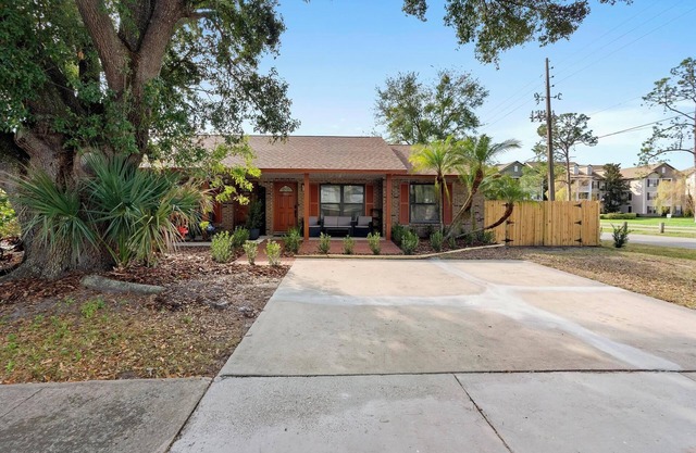 Stylish & Cozy King Bed Retreat @ Baldwin Park