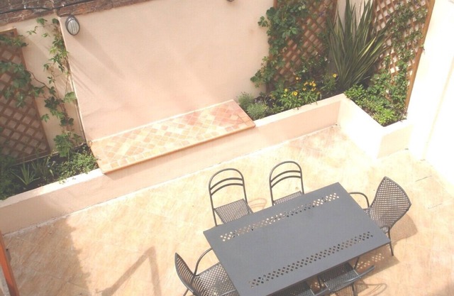 Stylish Duplex with Stunning Private Courtyard in Dorsoduro