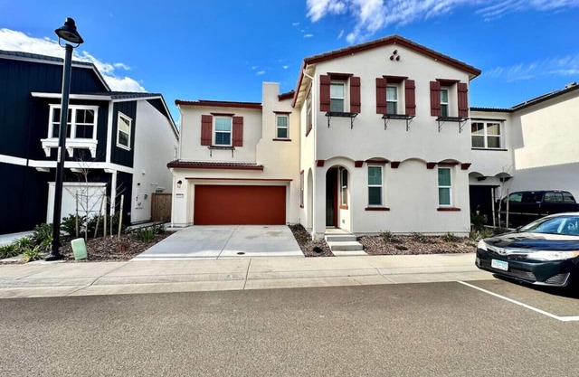 Stylish & Modern Retreat in Rocklin