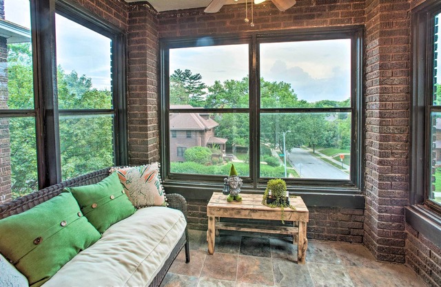 Stylish Omaha City Escape w/ Modern Amenities