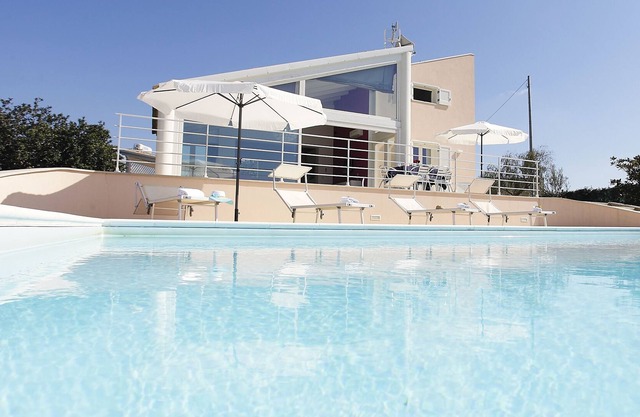 Stylish panoramic villa Atena: private pool, views, garden, free wi-fi, bbq