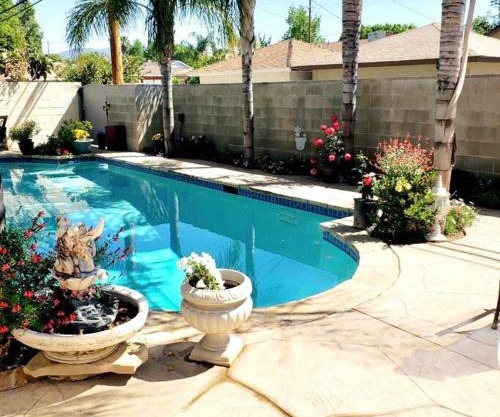 Stylish Ranch with Gorgeous Swimming Pool & Piano