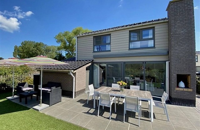 Stylish Westende Getaway