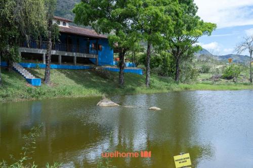 Suite em Macae com vista lago e piscina