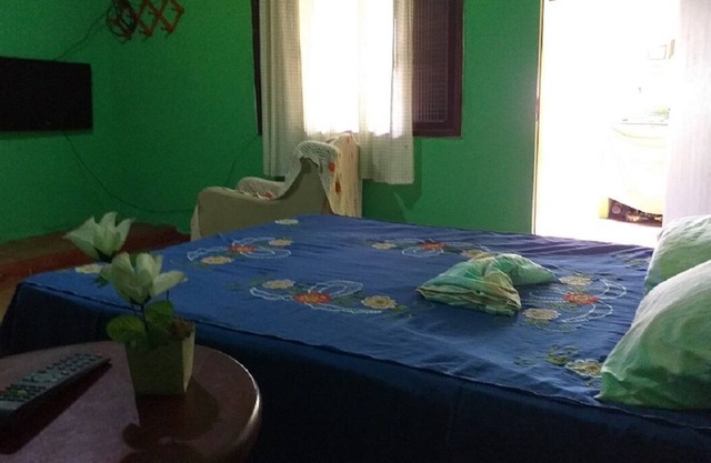 Suite for 5 people with fan, WI FI and cable TV.