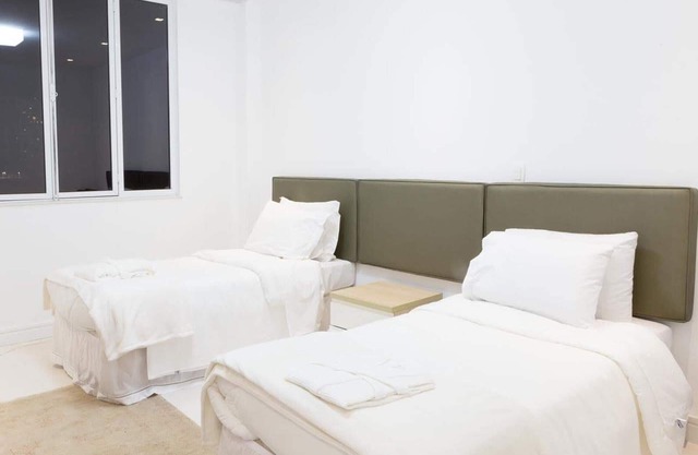 Suite with 2 single beds