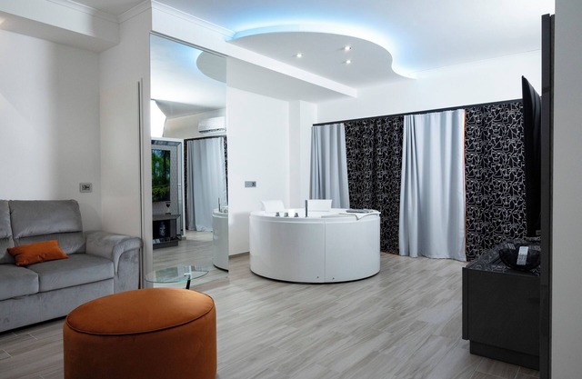 Suite17 - Luxury GuestHouse