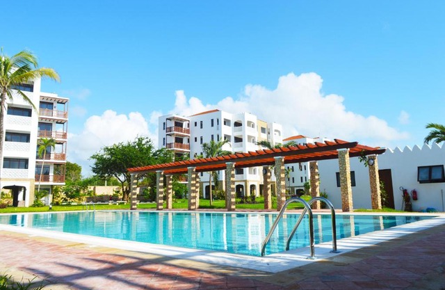 Sultan Palace Beach Resort